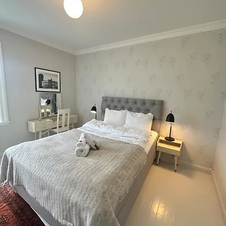 The Vicarage- Arkt Lofoten וילה *