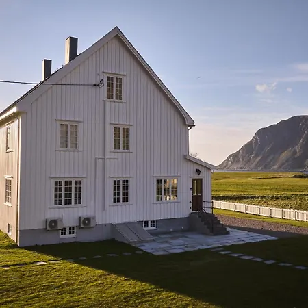 The Vicarage- Arkt Lofoten