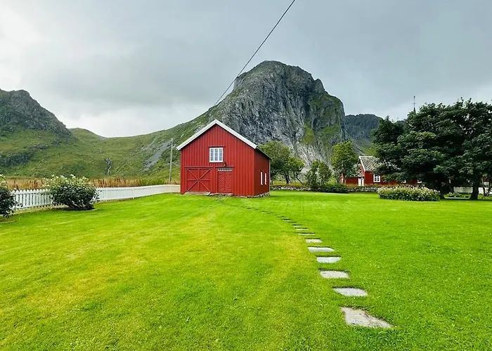 The Vicarage- Arkt Lofoten Vareid